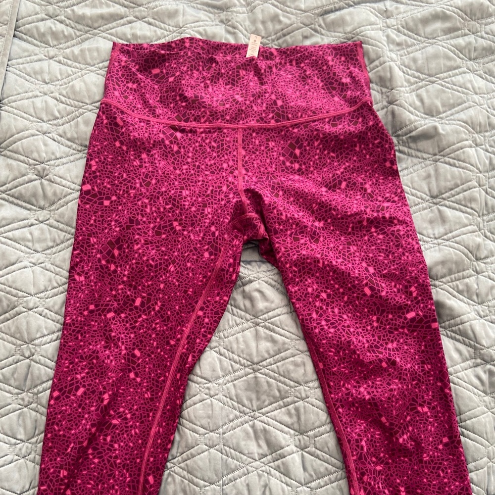 lululemon high times (luxtreme material) leggings